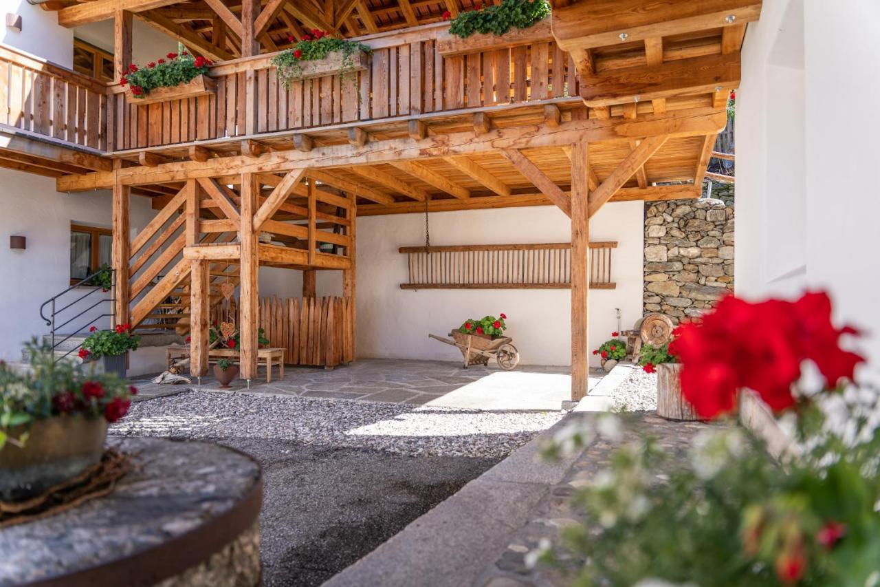 Weliserhof Brunico Exterior photo